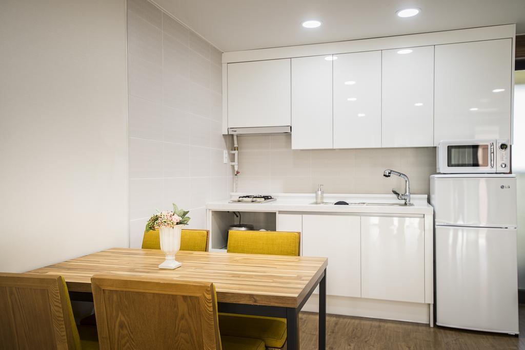 W Ocean Pension Seogwipo Extérieur photo